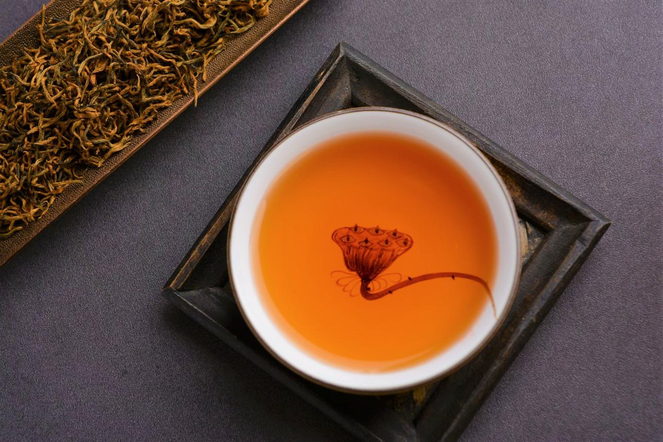 金骏眉茶的特点和功效及正确冲泡方法详解